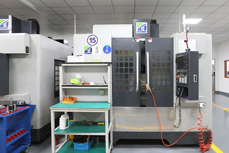 三轴线轨立式加工中心 TZ-V855